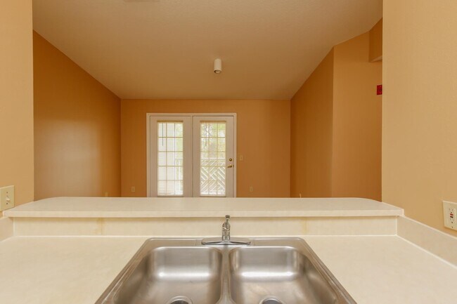 Building Photo - 15207 Harbour Vista Cir