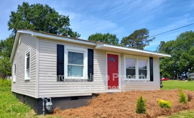 Building Photo - 105 Bingo Ln