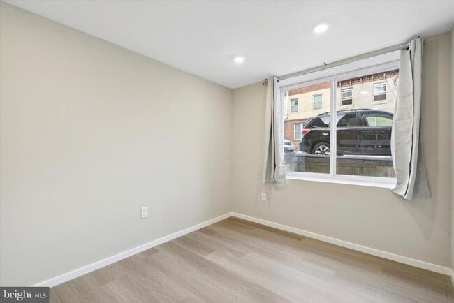Building Photo - 1701 W Seybert St