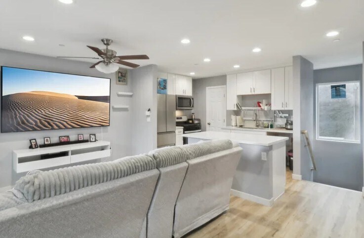 Building Photo - Rodessia Luxury Apartments - 312 S 49th St