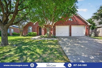 Building Photo - 8009 Owl Creek Ln