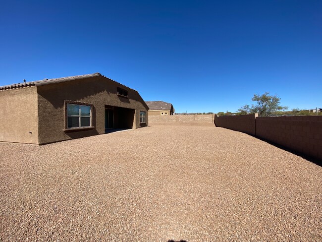 Building Photo - 12312 N Miller Canyon Ct