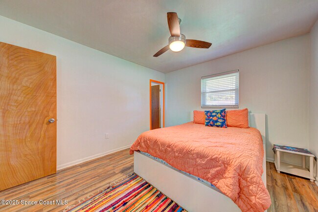 Building Photo - 282 Fay Dr