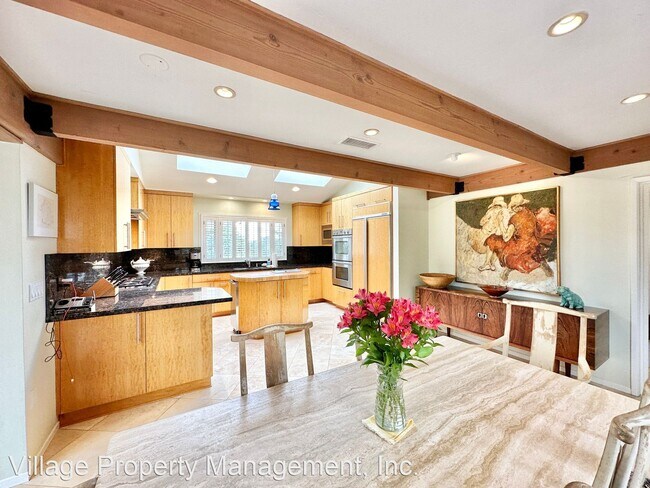 Building Photo - 3 br, 2.5 bath House - 4267 Sleeping India...