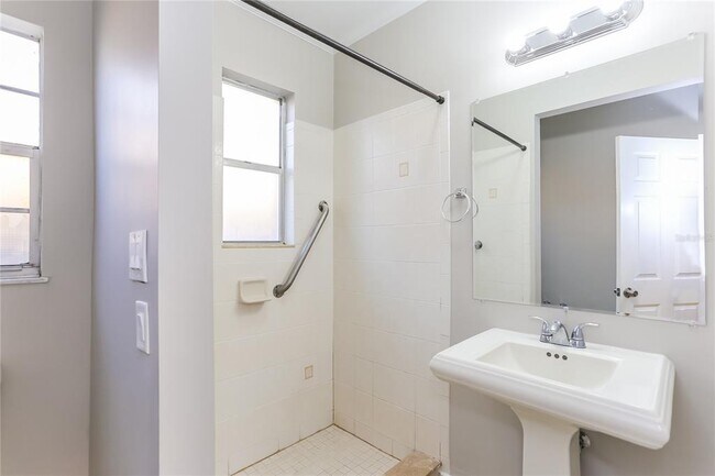 Building Photo - 12287 Mallory Dr