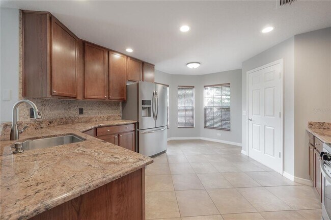 Building Photo - 10248 Woodford Bridge St