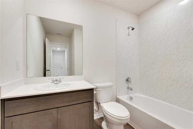 Building Photo - 3307 Watterson Wy