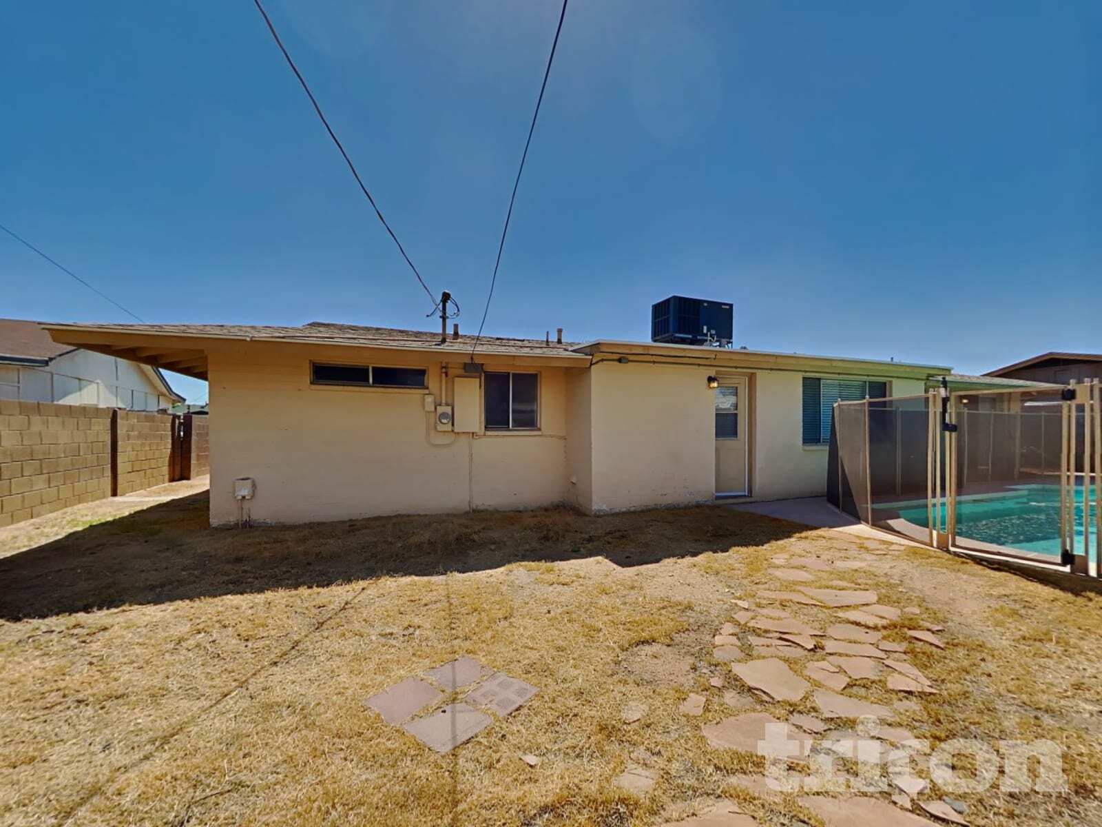 Building Photo - 3830 W Royal Palm Rd