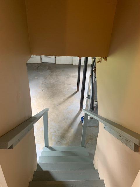 Building Photo - 4995 Gold Pointe Dr