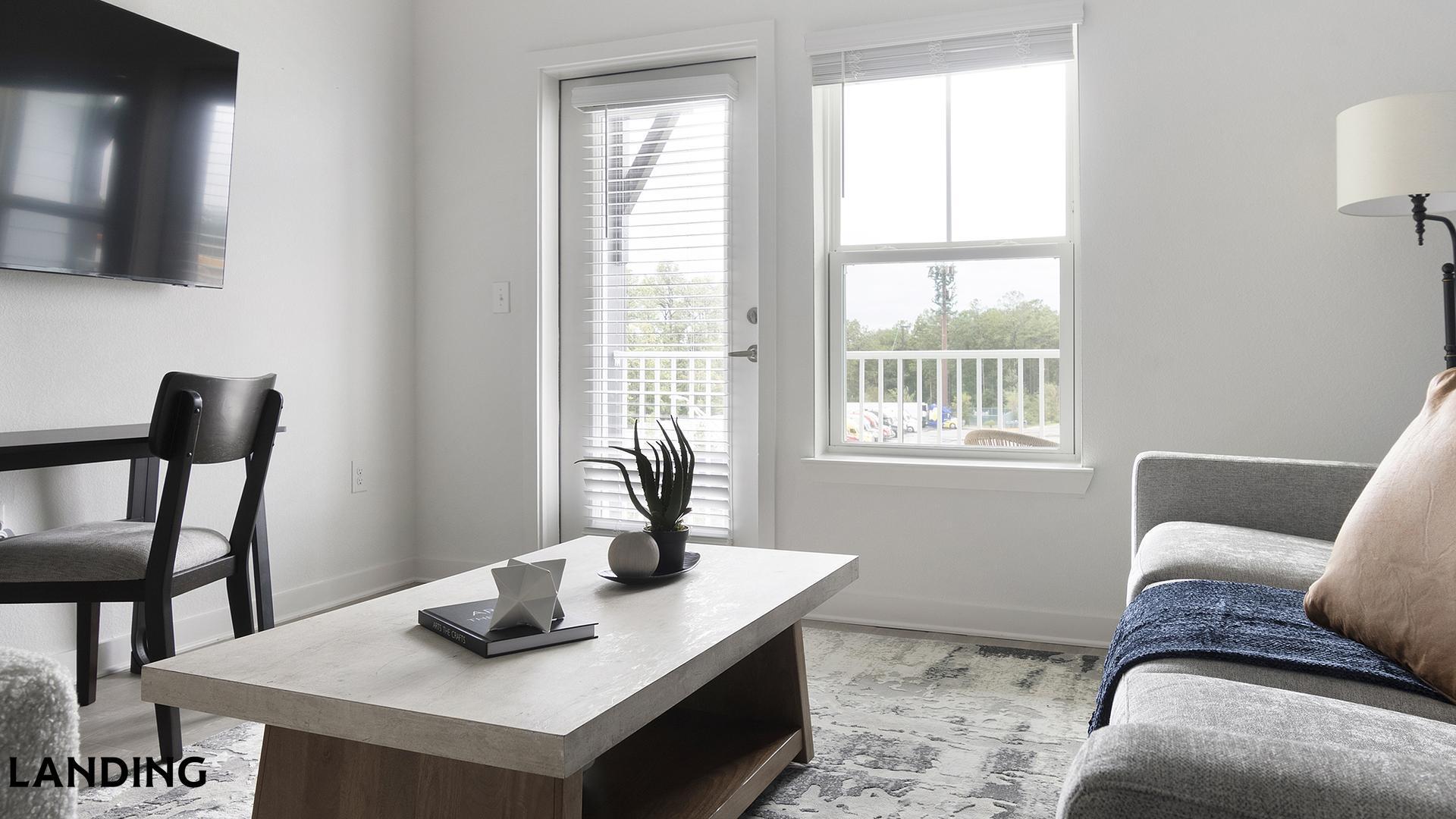 Building Photo - 12525 Tibbets Ln