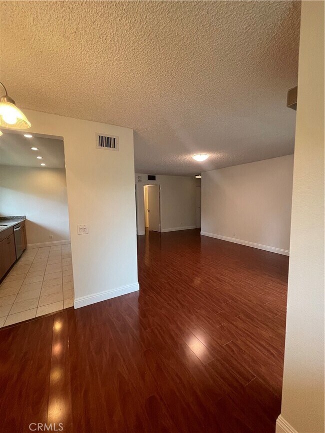 Building Photo - 4714 Park Granada