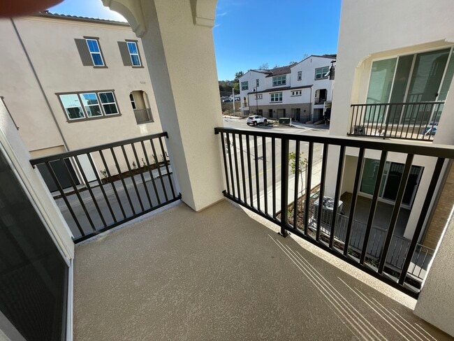 Building Photo - 1402 Mountain Laurel Rd