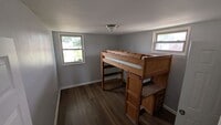 Building Photo - 3 Bedroom end unit with off-street parking