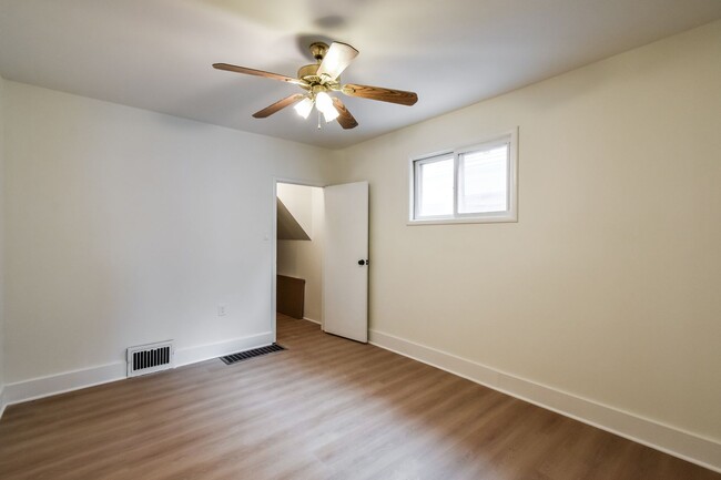 Building Photo - 3444 N Newhall St