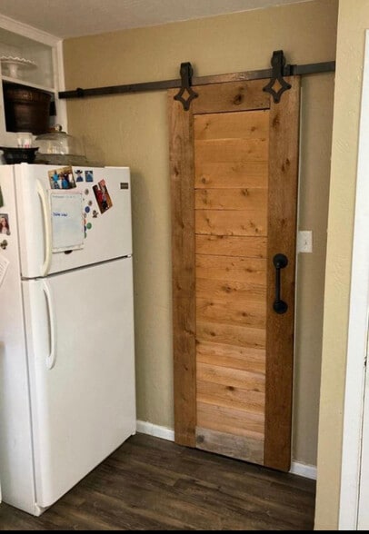 Barn wood pantry door - 1407 Travis Street