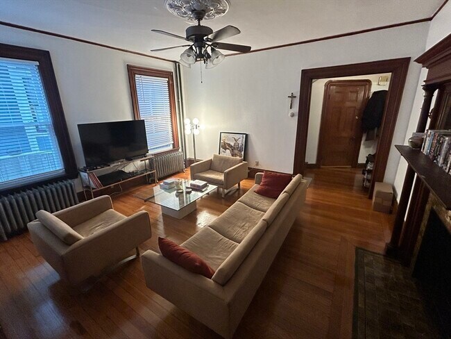 Building Photo - 50 Dartmouth St