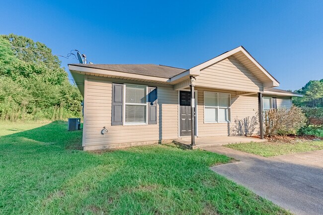 Building Photo - 12591 Drift Bay Cove