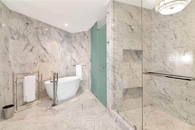 Building Photo - 3101 Bayshore Blvd