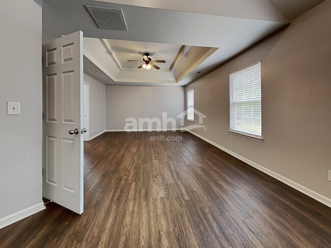 Building Photo - 7683 Natalie Commons Drive