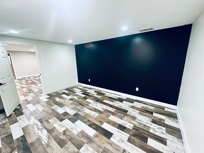 Building Photo - Gorgeous Single Family Home w/ Sundeck and Large Yard!