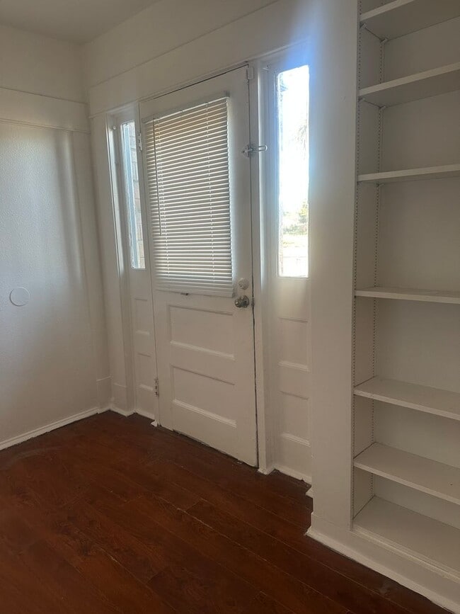 Building Photo - Charming 3-Bedroom Home with Detached Gara...