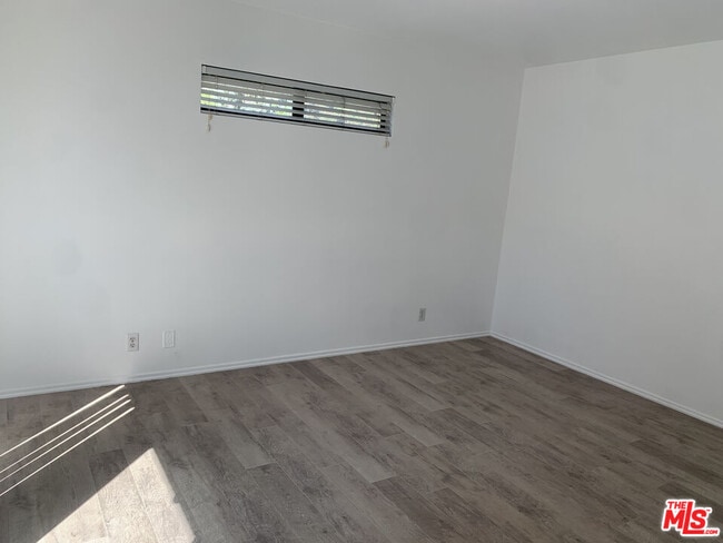 Building Photo - 2807 Glendon Ave