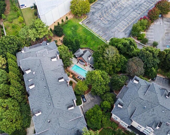 Building Photo - 3636 Habersham Rd NW