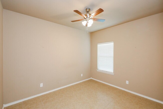 Building Photo - 117 Veracruz Dr