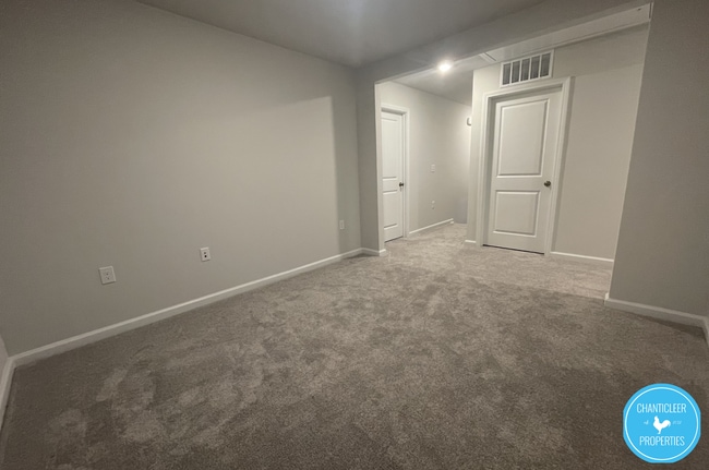 Building Photo - 5003 Fir Tree Ln