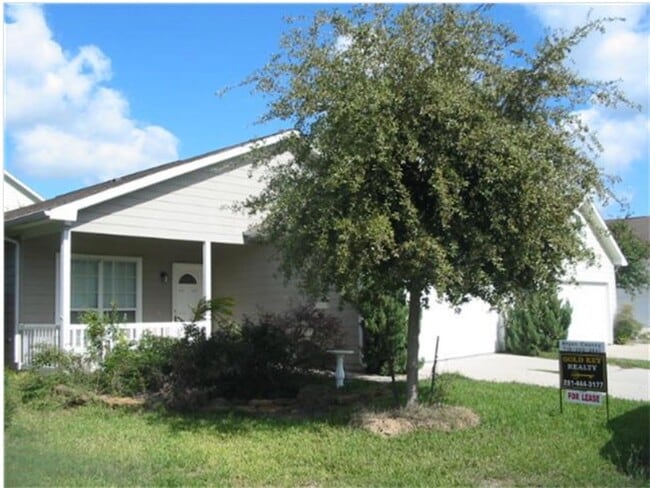 Primary Photo - 10006 Sweet Nectar Ln