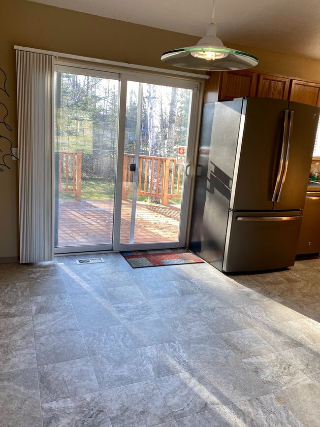 Building Photo - SOLDOTNA RANCH!