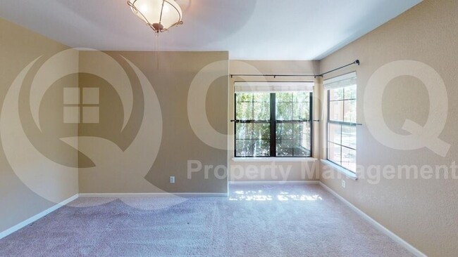 Building Photo - 6651 N Campbell Ave