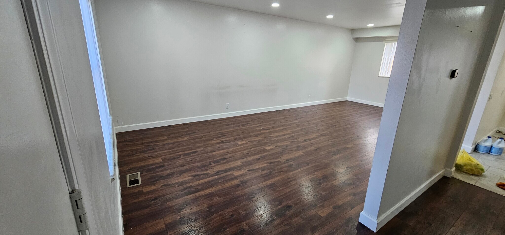 Building Photo - 1063 Willow Brook Dr