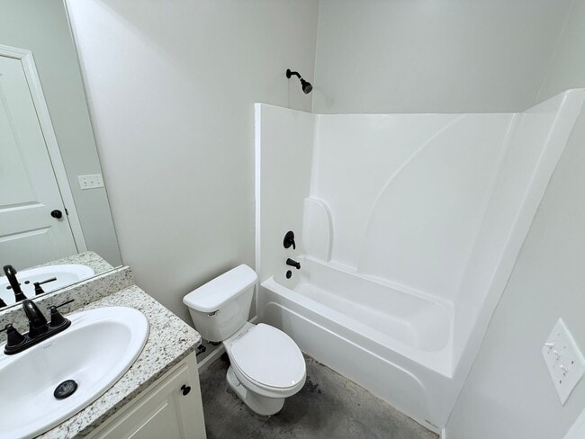 Building Photo - 145 MS-334