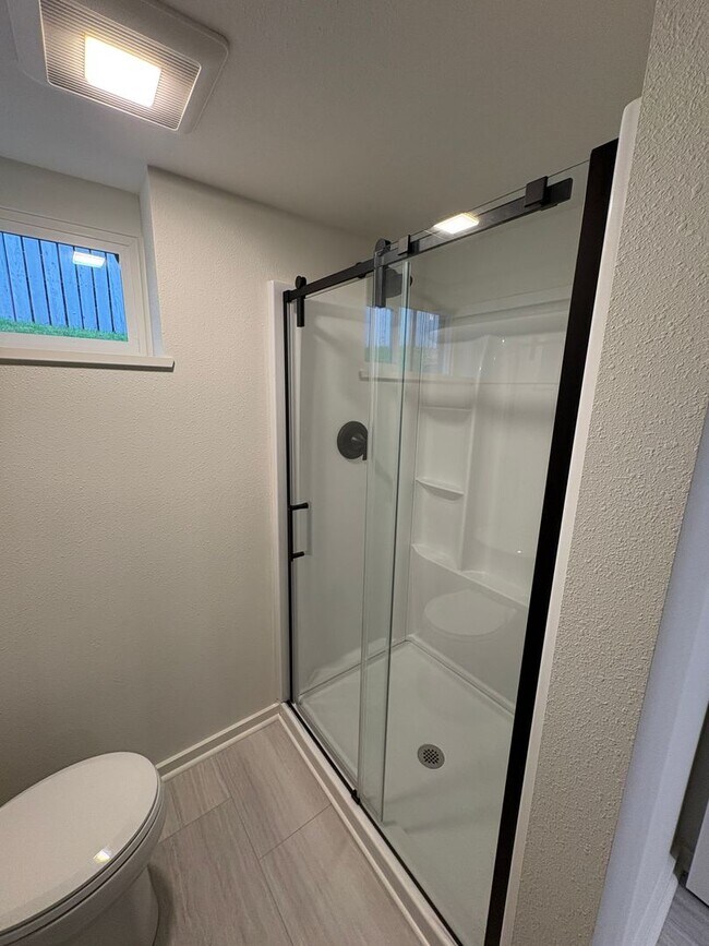 Building Photo - Live in Ballard - everything is new! 2 bed 2 bath