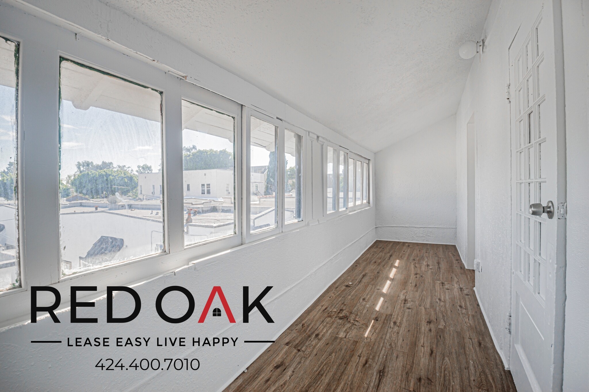 Building Photo - 615 S Soto St