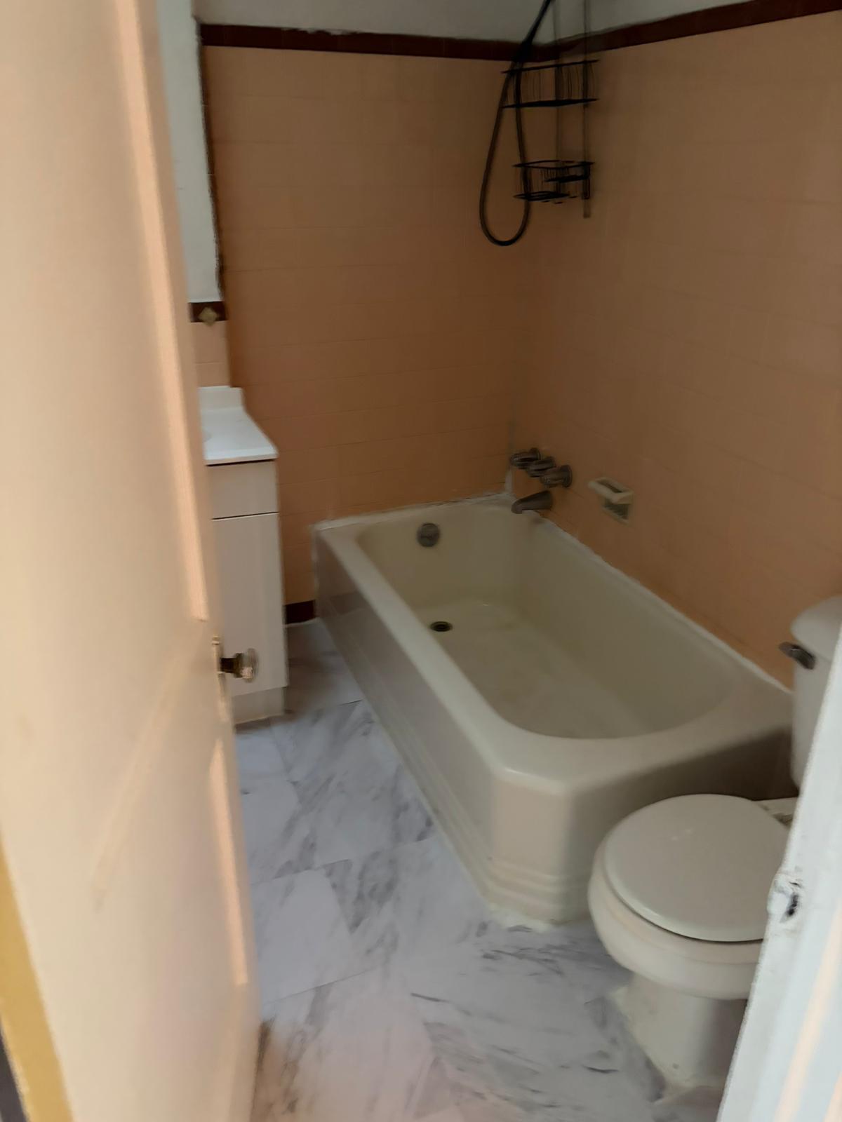 Building Photo - 7137 Castor Ave