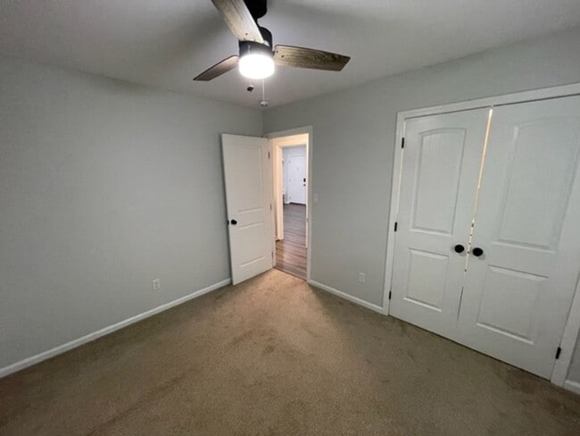 Building Photo - 4804 Hoyle Dr