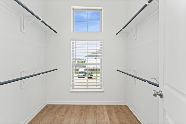 Building Photo - 5667 Foggy Vine Ct