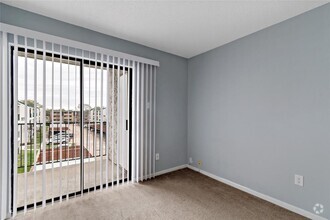 Building Photo - 2816 S Bartell Dr