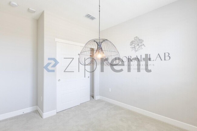 Building Photo - 5824 Highport Dr