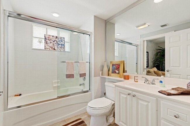 Building Photo - Beautiful FURNISHED 3/3 Cayman town home available now!