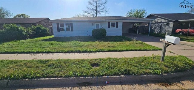 Primary Photo - 1620 Grandview W