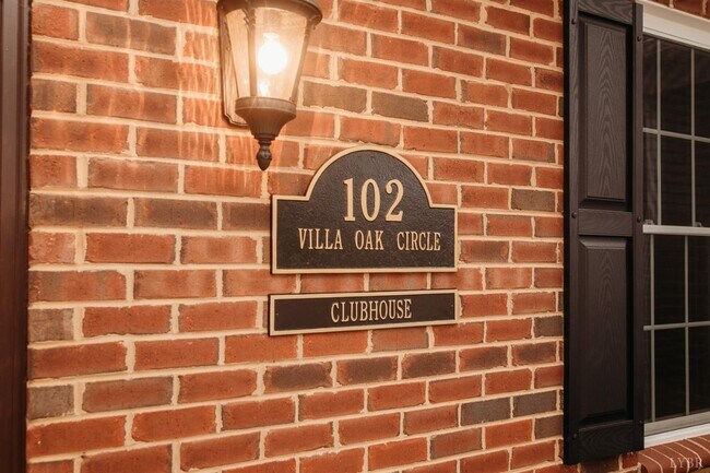 Building Photo - 157 Villa Oak Cir