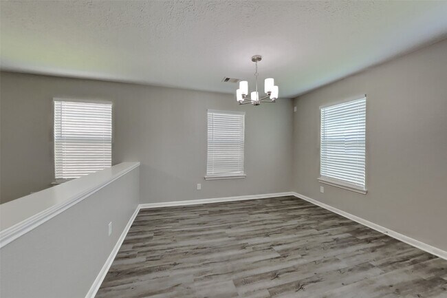 Building Photo - 7814 Pasture Spring Ln