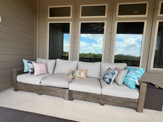 Building Photo - Luxury Semi-Custom Built Home in Stevens Ranch