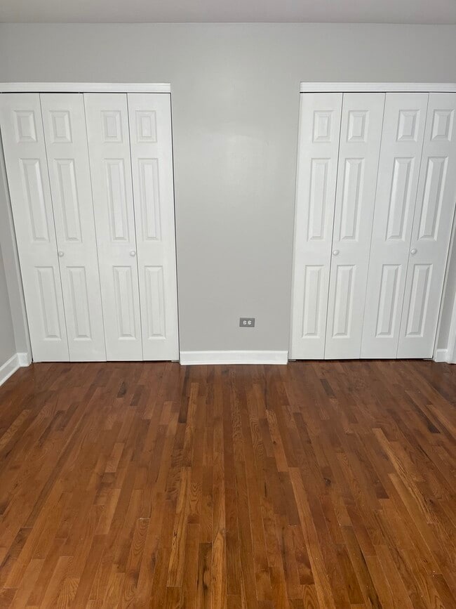 Building Photo - 1534 W Farwell Ave