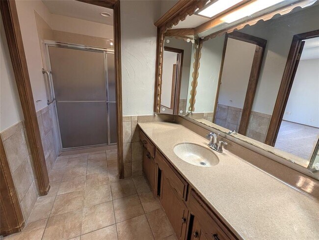 Building Photo - 6308 NW 84th St