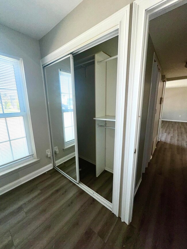 Building Photo - 28426 Longmeadow Ln