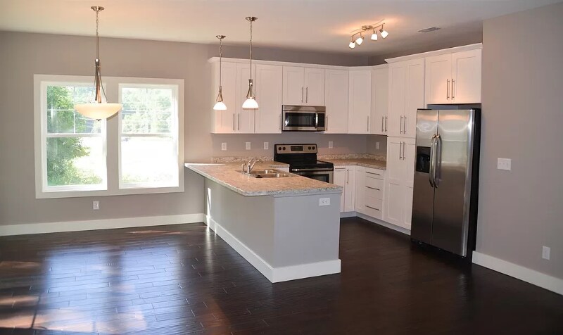 Building Photo - 4342 N Cypress Ln